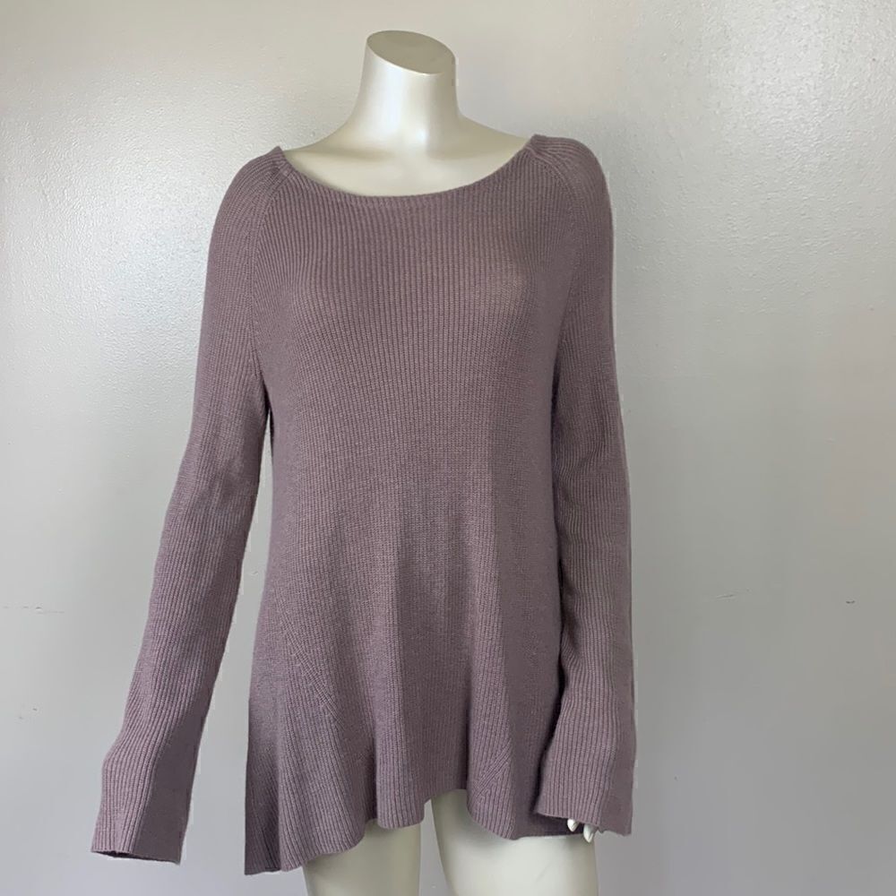 Beautiful women’s TROUVÉ sweater bell sleeves open back cashmere blend